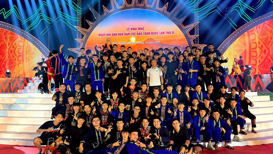 Sinh viên TUEBA tự tin toả sáng