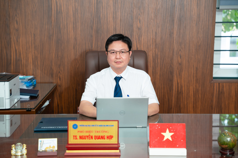 TS. NGUYỄN QUANG HỢP