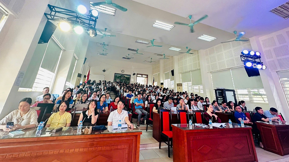 Hội nghị “Chuẩn đầu ra – Không chỉ là con số”: Khẳng định vai trò đồng hành của Đoàn Thanh niên – Hội Sinh viên trong hỗ trợ sinh viên hoàn thiện năng lực toàn diện