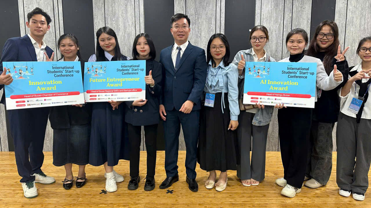 Tiếng Anh – chìa khoá hội nhập quốc tế trong giáo dục và cơ hội cho sinh viên 