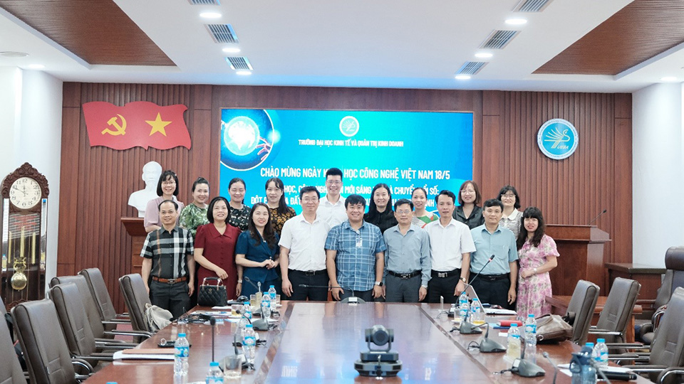 Hội thảo khoa học: “AI trong giáo dục đại học: Đổi mới phương pháp và tư duy” – Thúc đẩy đổi mới giáo dục trên nền tảng trí tuệ nhân tạo