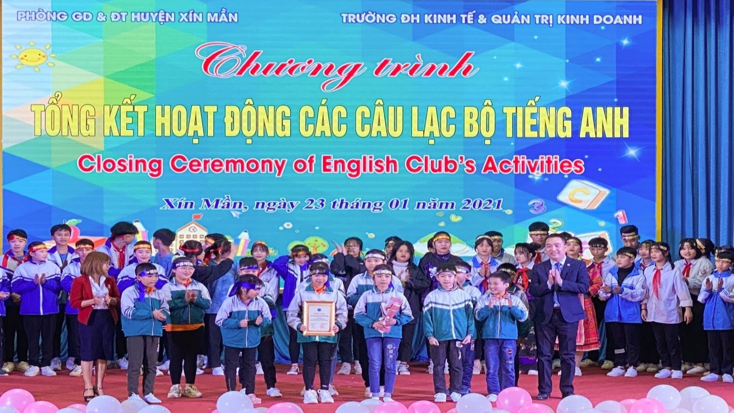 Chương trình Tổng kết hoạt động các câu lạc bộ Tiếng Anh tại huyện Xín Mần, tỉnh Hà Giang đã diễn ra thành công tốt đẹp
