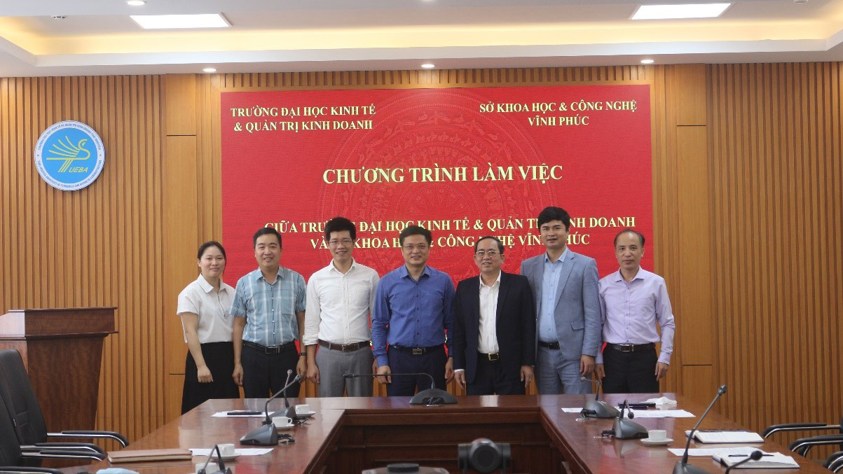 Mở ra cơ hội hợp tác giữa Trường Đại học Kinh tế và Quản trị Kinh doanh với Sở Khoa học và Công nghệ tỉnh Vĩnh Phúc