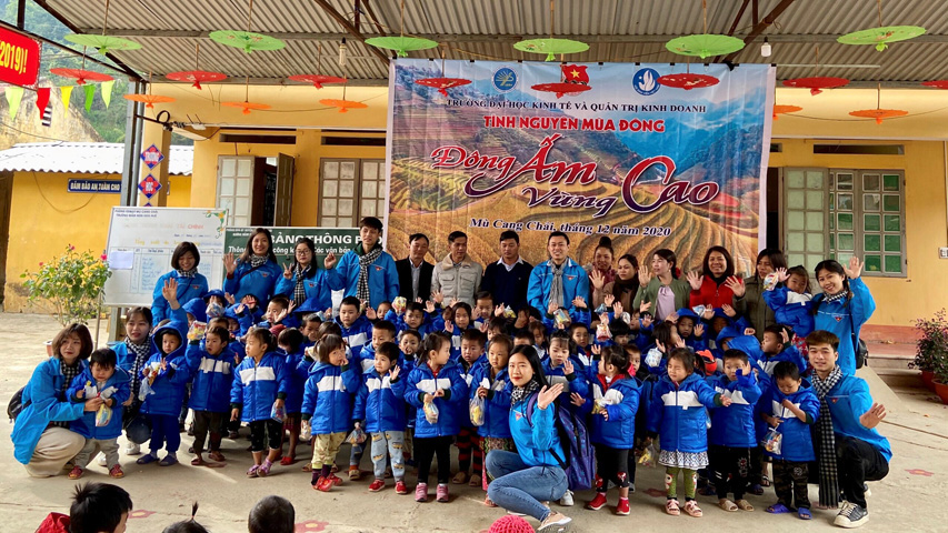 Chương trình Tình nguyện Mùa đông “Đông Ấm Vùng Cao” năm 2020 về với huyện Mù Cang Chải, Yên Bái