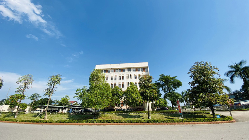 Công đoàn Trường ĐH Kinh tế và QTKD hỗ trợ CBVC thuộc đối tượng cách ly y tế bởi dịch bệnh COVID-19