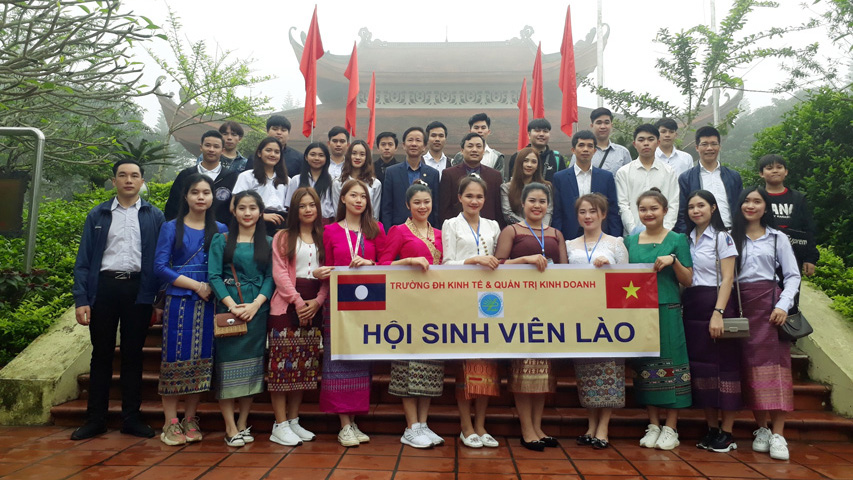 Chương trình ngoại khóa dành cho LHS Lào tại trường ĐH Kinh tế & QTKD