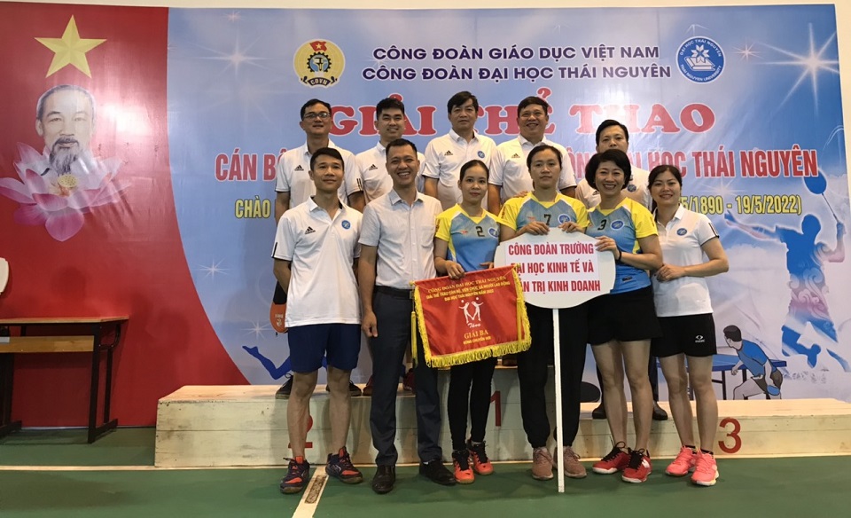 Công đoàn Trường ĐHKT&QTKD tham gia Giải thể thao cán bộ, viên chức và người lao động Đại học Thái Nguyên năm 2022